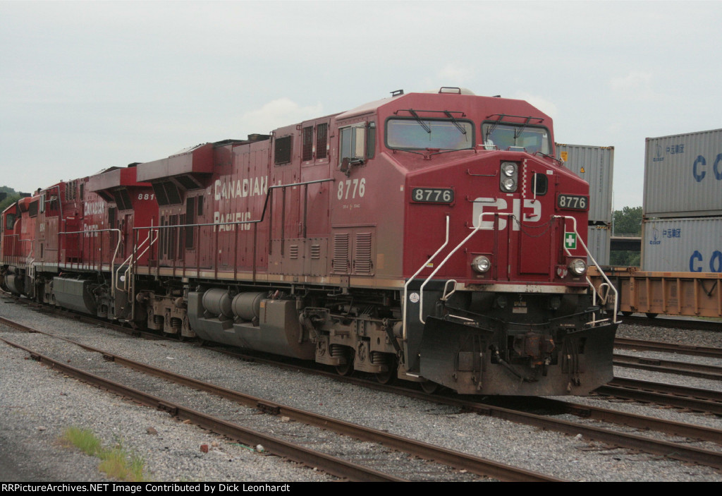 CP 8776